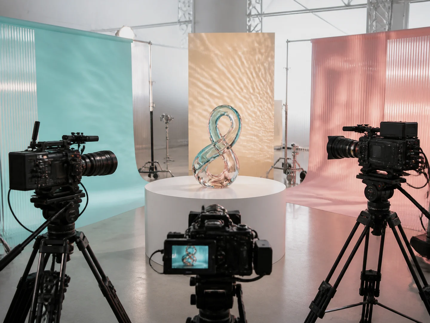 Several camera directions surrounding the same glass subject